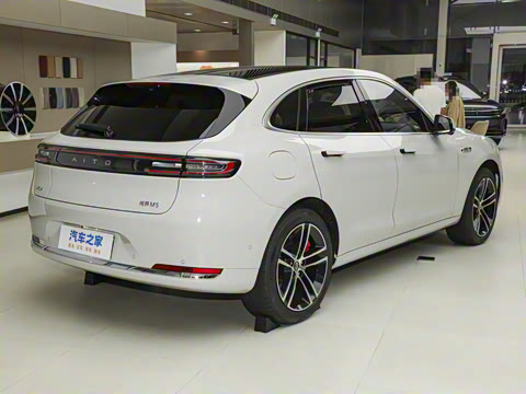 2025�� ����   Ultra ������