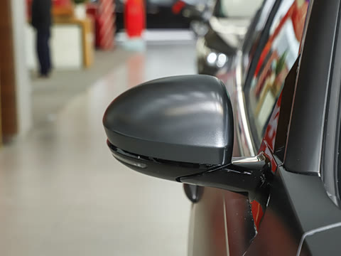 2026�� �������� 2.0L �����ʰ�