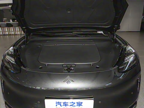 2025�� 670 Max��