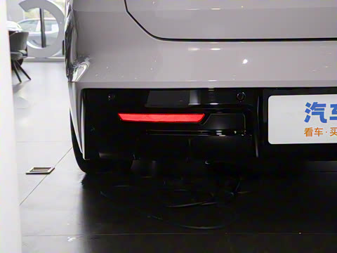 2025�� 240����Ultra