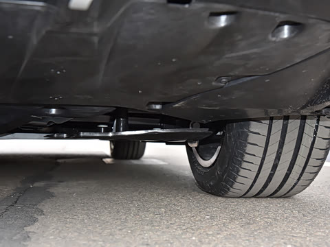 2026�� �Ŀ� eDrive 40 L ��ҹ��װ