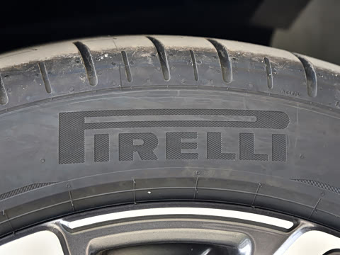 2026�� �Ŀ�� E 300 L ʱ����