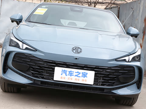 2026�� 2.0T 405 AT������