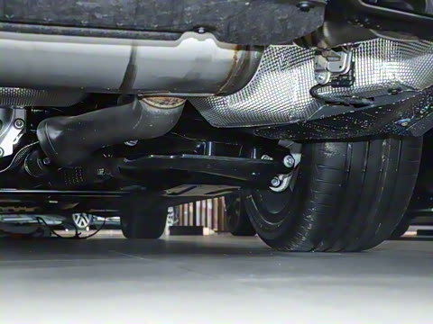 2025�� 330Li M�˶���ҹ��װ