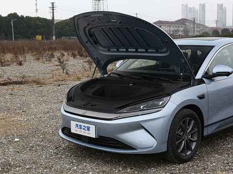 2025�� EV 470KM������