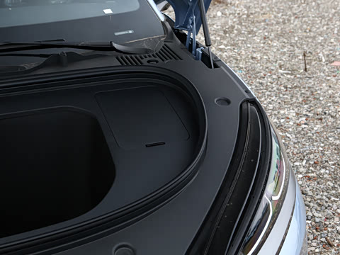 2025�� EV 470KM������