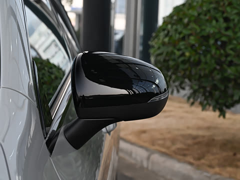 2026��  CLA 260 4MATIC ���ܳ� ��ذ�