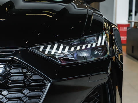 2025��  RS 6 4.0T Avant performance