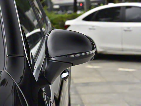 2026�� GLC 300 L 4MATIC ������