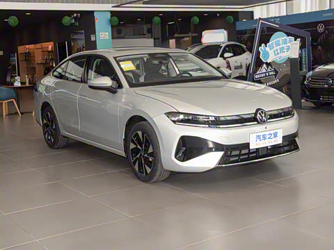 2026�� L 300TSI DSG ��Ӣ��