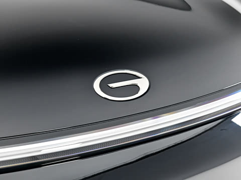 2025�� Ǭ�� UItra 6��