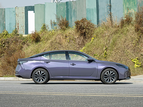 2026�� �������� 2.0L �����ʰ�