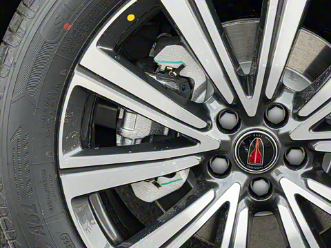 2025�� 2.0T PHEV ����200��������� 7��