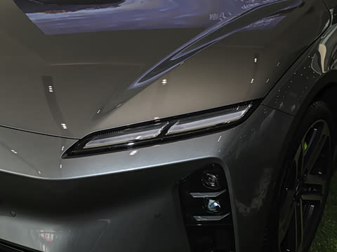 2025�� �ھ������ 100kWh Touring