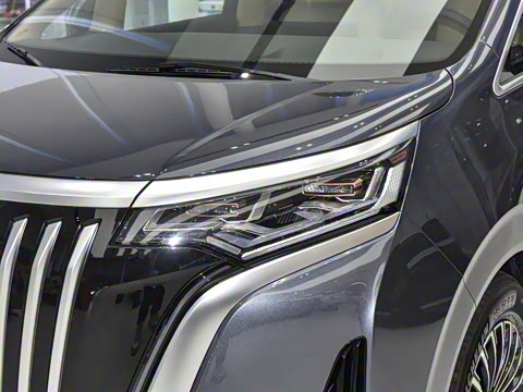 2025�� EV �Ǽݰ� 600 ���������