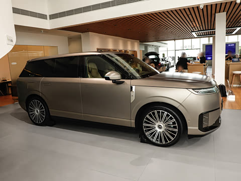 2026�� ���� 750����Ultra�콢��