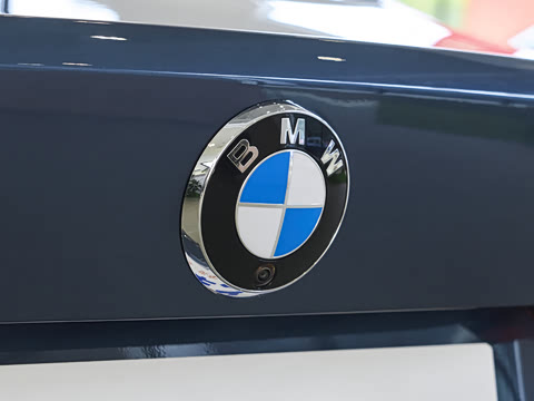 2026�� 425i M�˶���װ