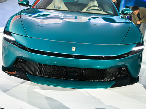 2026�� 3.9T V8 ��׼��