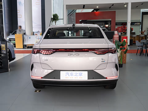 2025�� EV 470KM������