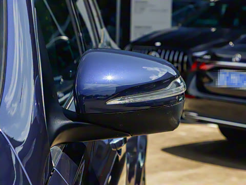 2025�� GLS 450 4MATIC ������