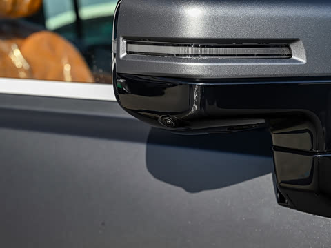 2025�� 2.0T 4WD Pro