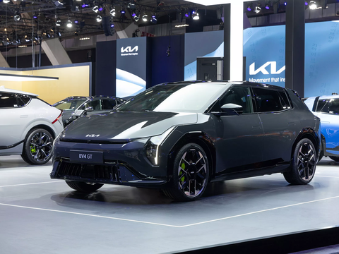 ����(����) ����EV4