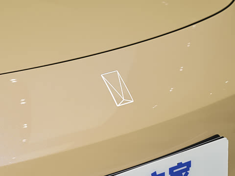 2025�� �Ŀ� Max ���̰�