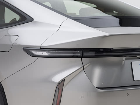 2026�� 300h ������