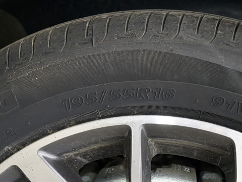 2027�� ���� 1.5L CVT������