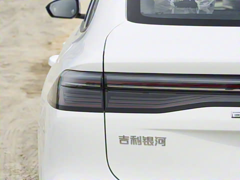 2025�� EM-i 70km ������