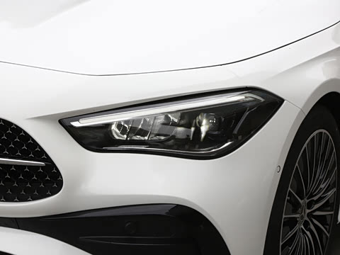 2026�� �Ŀ� CLE 300 4MATIC �����ͽ��ܳ�