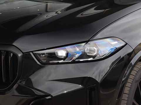 2026�� �Ŀ� xDrive 40Li ������M�˶���ҹ��װ