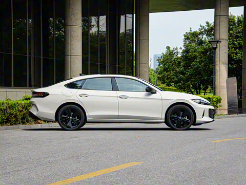 2026�� ���L GTS 380TSI ����������