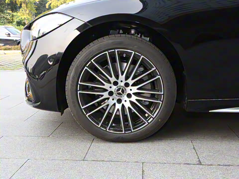 2026�� C 260 L �˶���