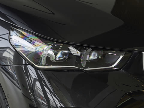 2026�� �Ŀ� eDrive 35L M�˶���װ
