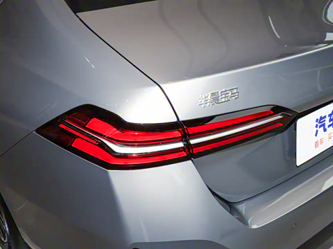 2026�� 530Li ������ M�˶���װ