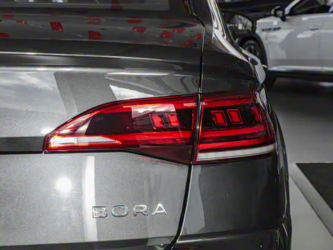 2025�� �Ŀ� 200TSI DSG����PRO��