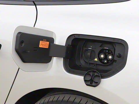 2026 007+  650 Ultra+״