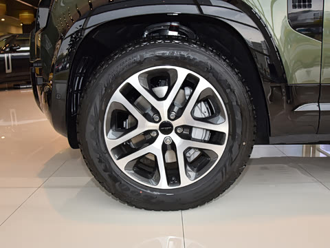 2026�� 110 3.0T P400 �����ر��