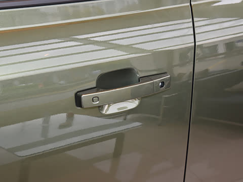 2026�� 110 3.0T P400 �����ر��