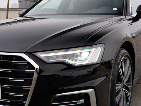 2026�� 55 TFSI quattro ����������