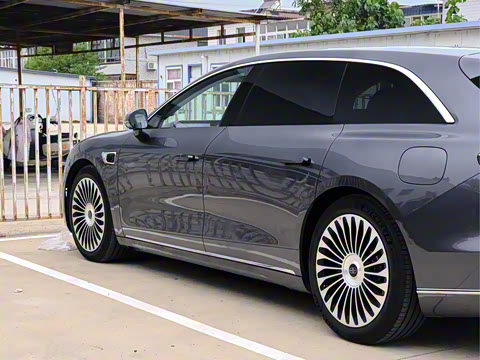 2025�� ���� Ultra��������