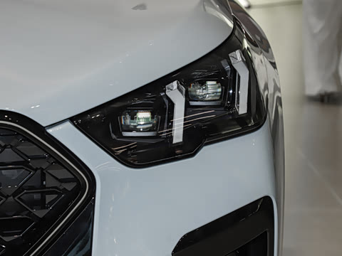 2026�� xDrive25i M�˶���ҹ��װ