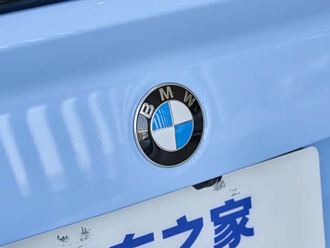 2026�� M240i xDrive