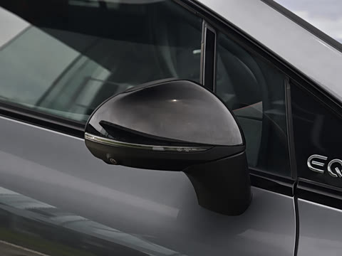 2023�� AMG EQE 53 4MATIC+