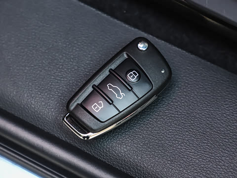 2026�� quattro 45�����ذ� 40TFSI ʱ�ж�����