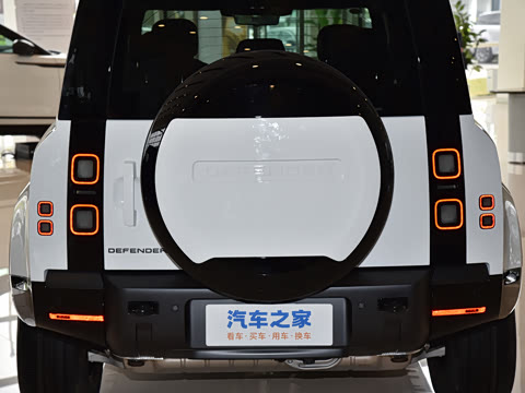 2026�� 110 3.0T P400 X-Dynamic HSE