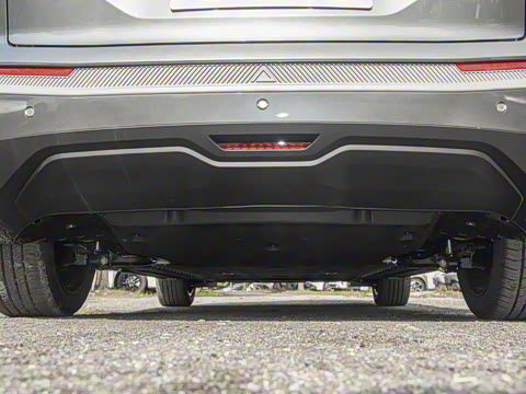 2025�� Plus 610 ������