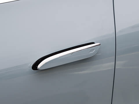 2026�� 260L ����������