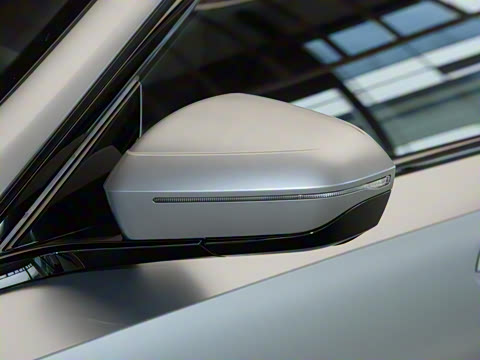 2025�� 525Li M�˶���װ